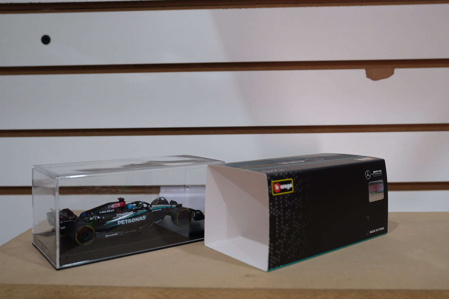 Mercedes Awg W15 #63 Russell escala 1:43