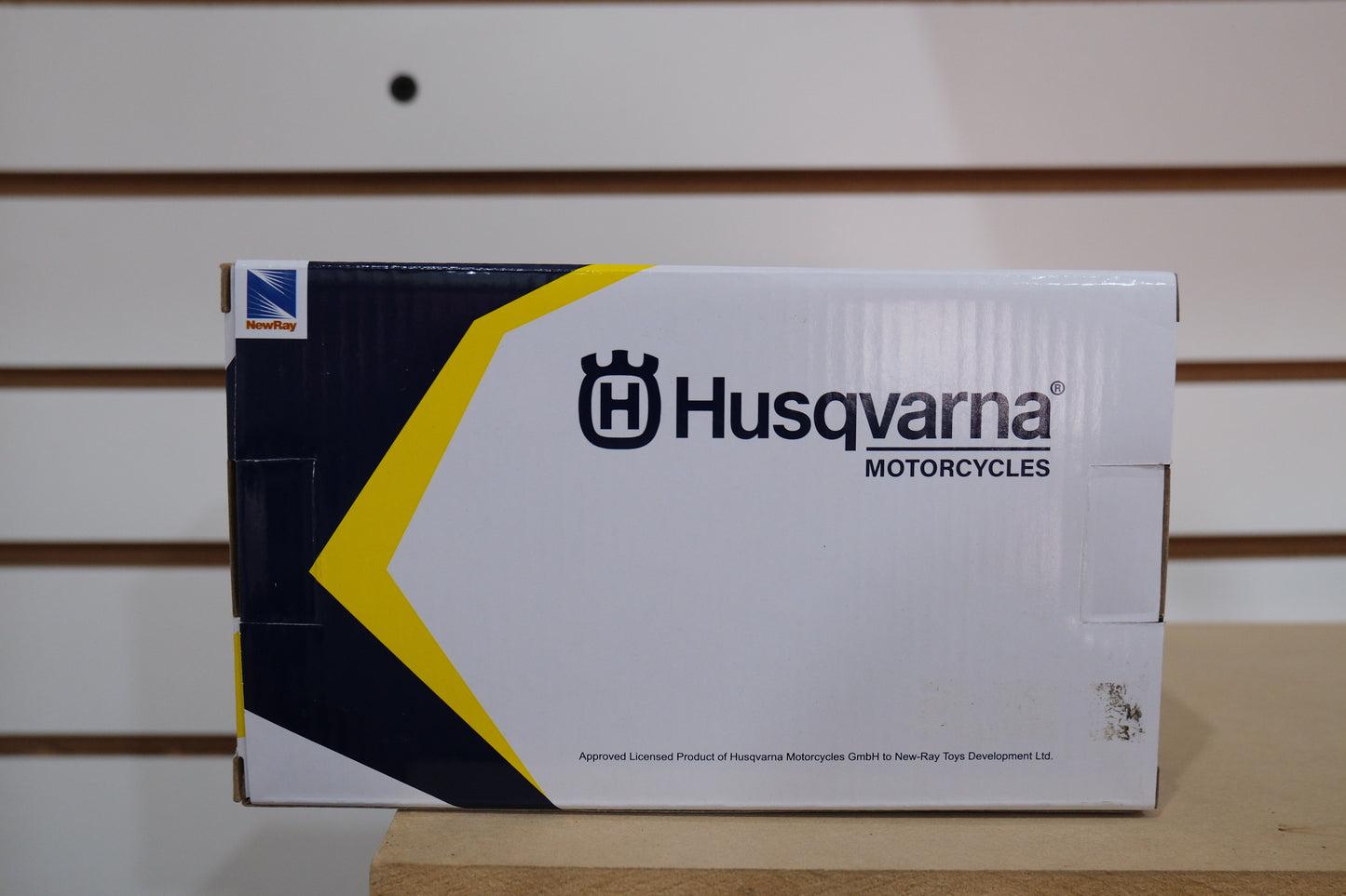Husqavarna Fs450 Super Moto escala 1:12