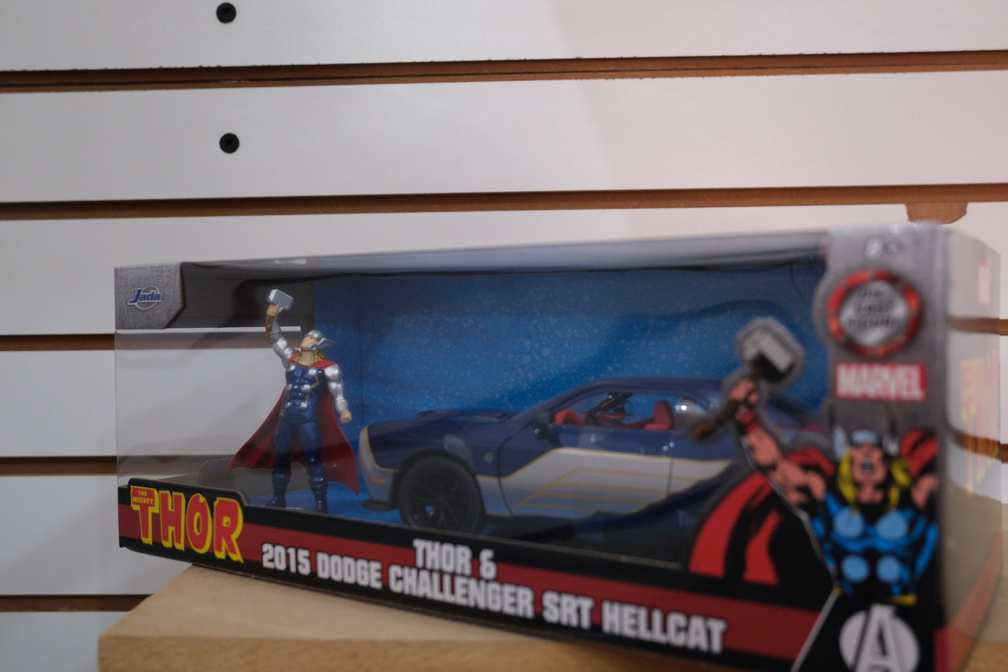 2015 Dodge Challenger Srt Hellcat W/Thor Jada 1:24