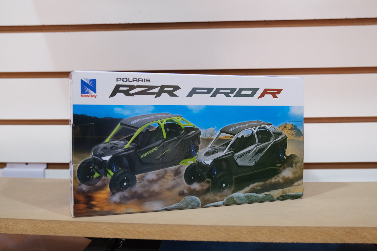 Rzr Pro R 4 Asientos Metal Color 1:18