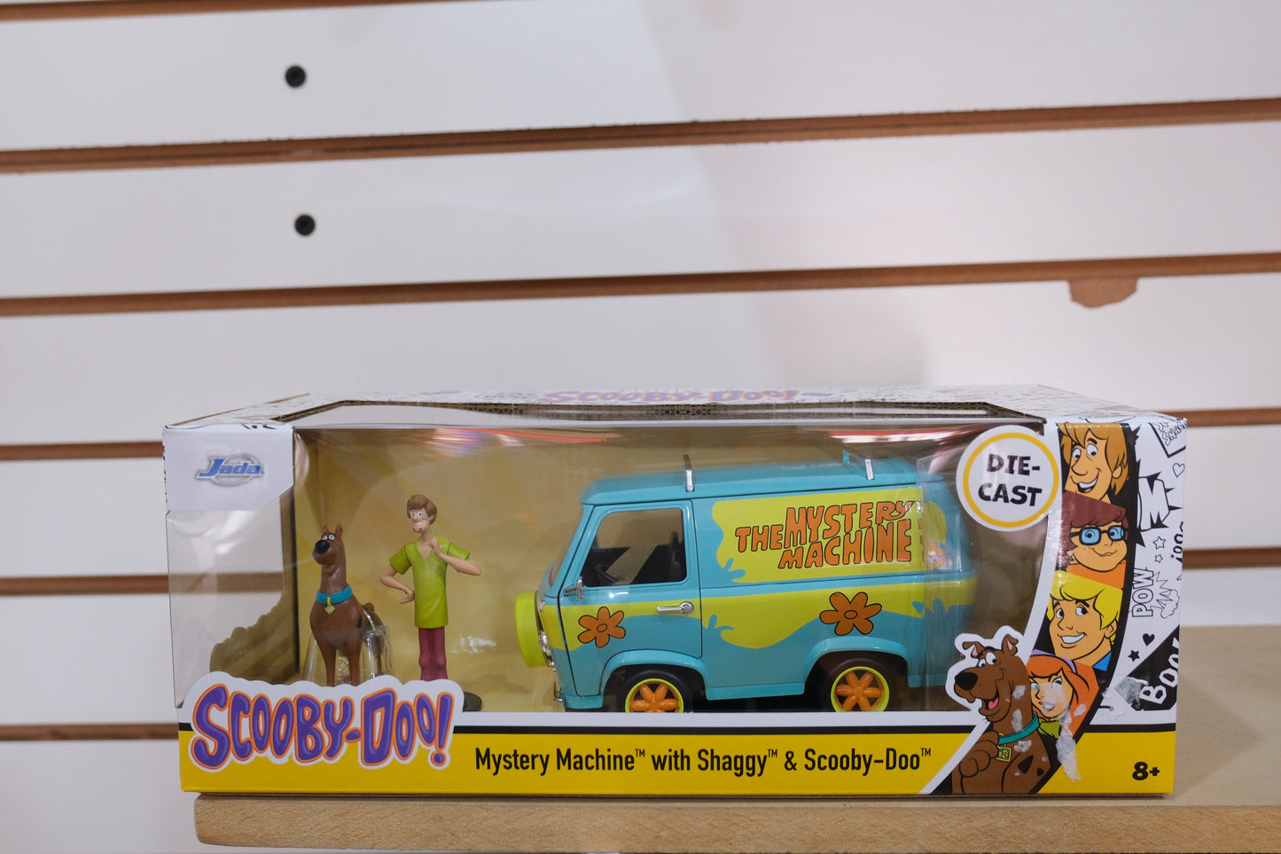 Mistery Machine W/Scooby Doo and Shaggy Jada 1:24