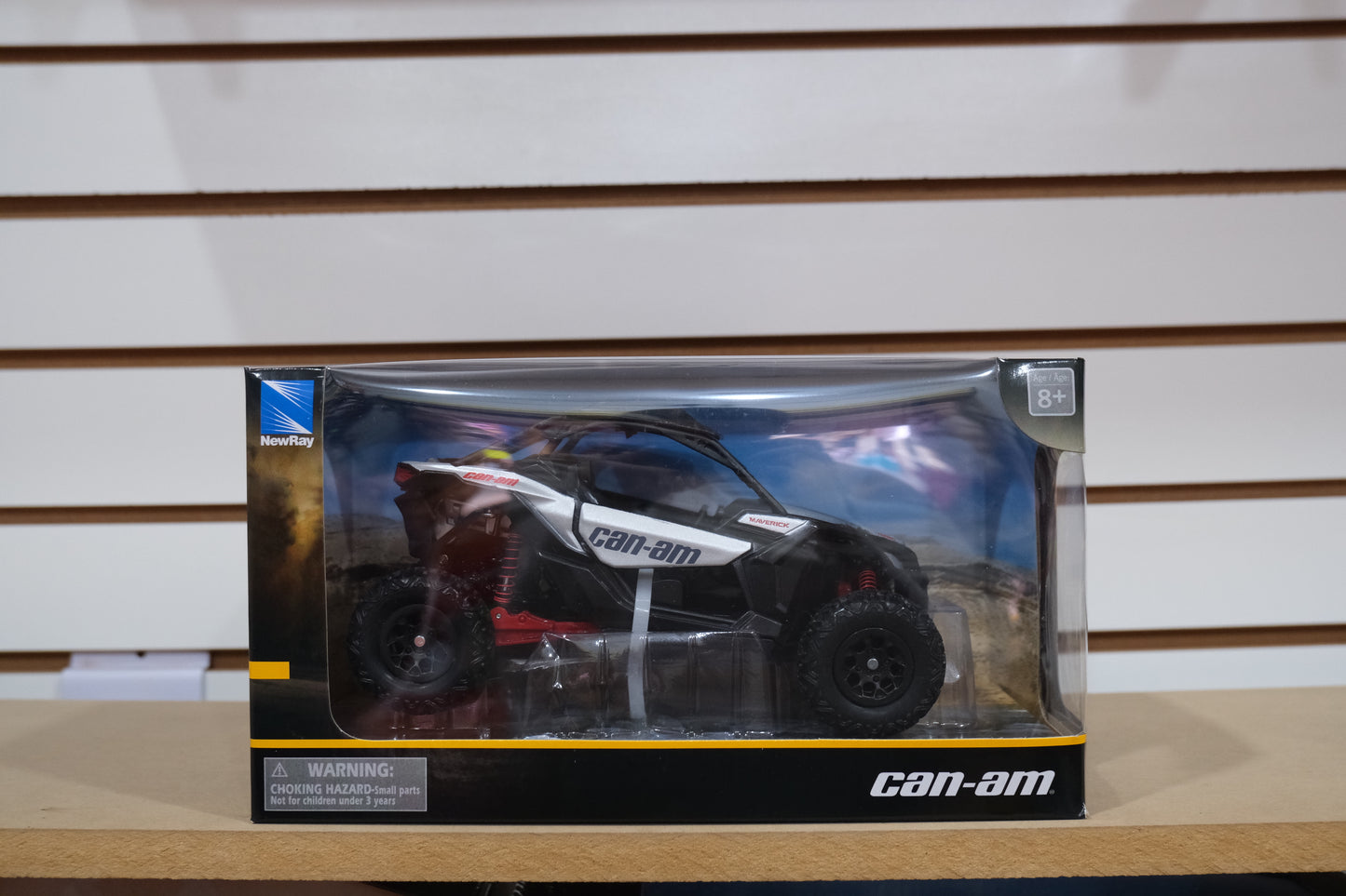 Can Am Maverick X3 Silver escala 1:18