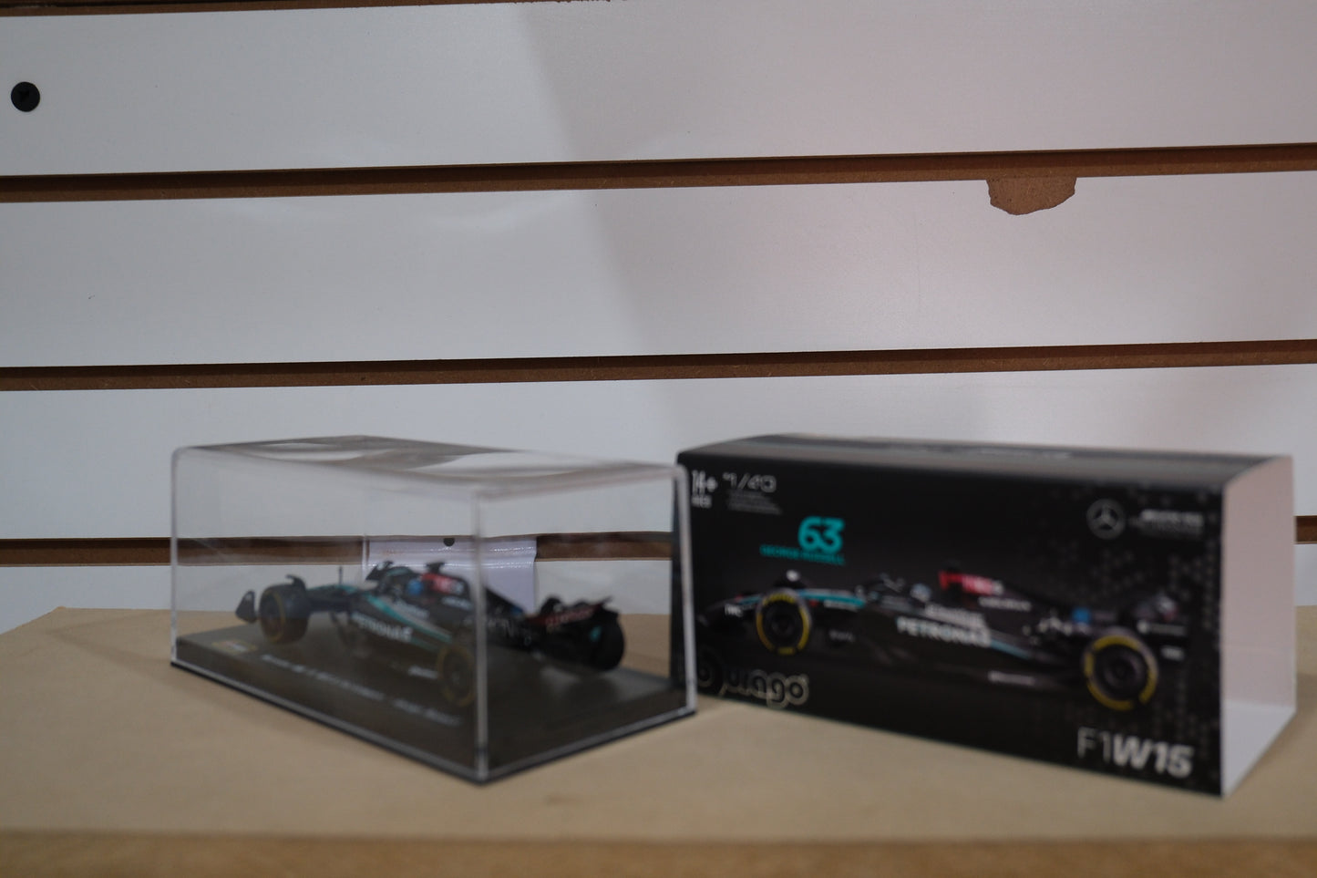 Mercedes Awg W15 #63 Russell escala 1:43