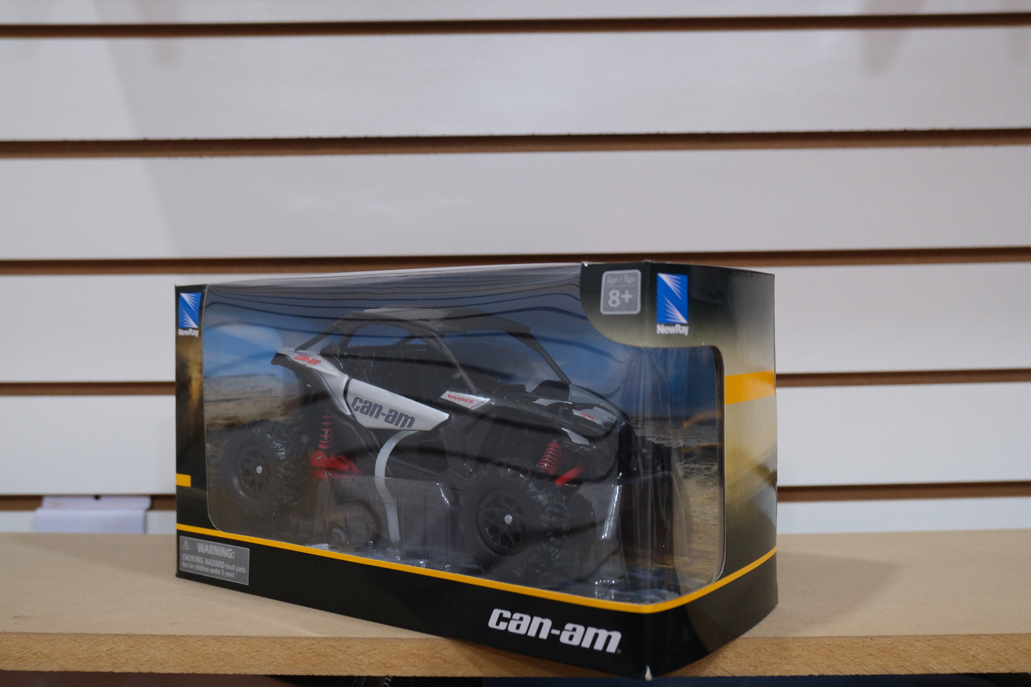 Can Am Maverick X3 Silver escala 1:18