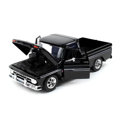 1966 Chevy C10 Fleetside Black 1:24