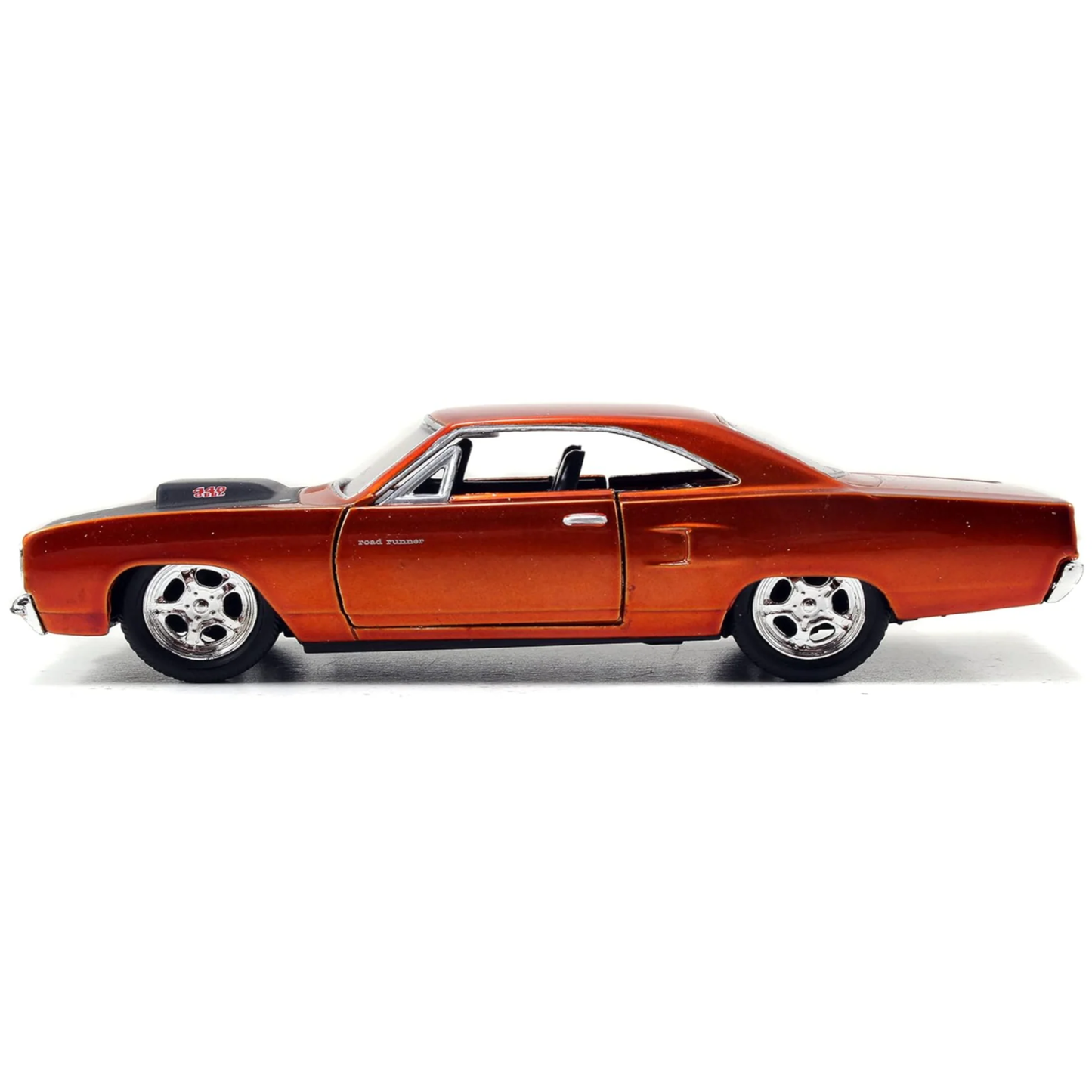 Fast & Furious Dom's 1970 Plymouth Road Runner 01:32
