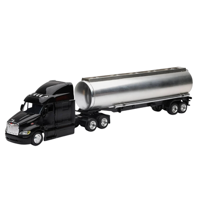 Peterbilt 387 Black W/Chrome Oil Tanker escala 1:43