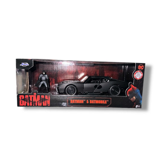 Batman &  Batmobile 1:32