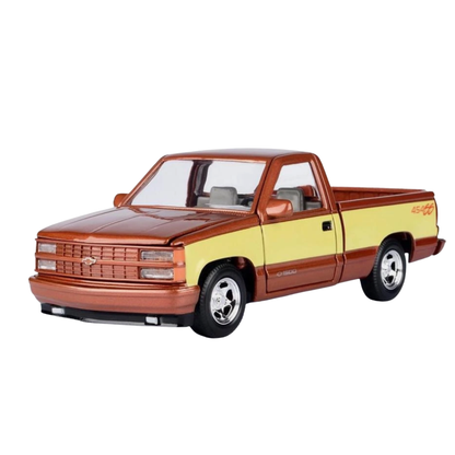 1992 Chevy 454 ss Beige/Gold 1:24