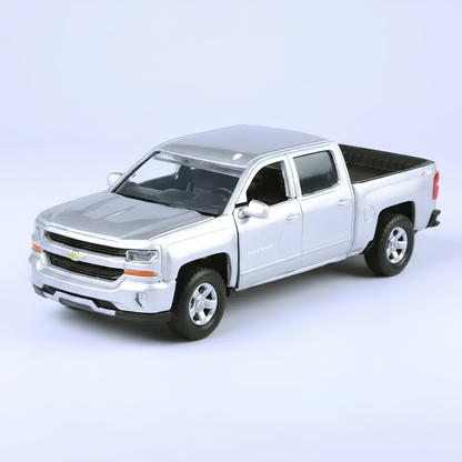 2017 Chevy Silverado Grey 1:43 5"