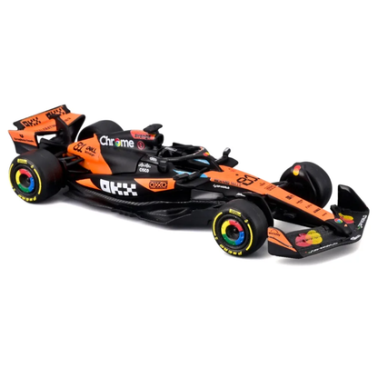 Pack McLaren MCL39 F1 2025 Bburago Escala 1:64 | Lando Norris #4 + Oscar Piastri #81