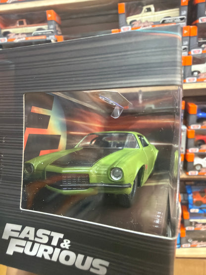 1973 Chevrolet Camaro escala 1:32 Jada