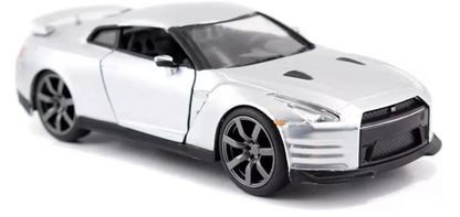 Brian´s Nissan Gt-r (R35) Plata escala 1:32