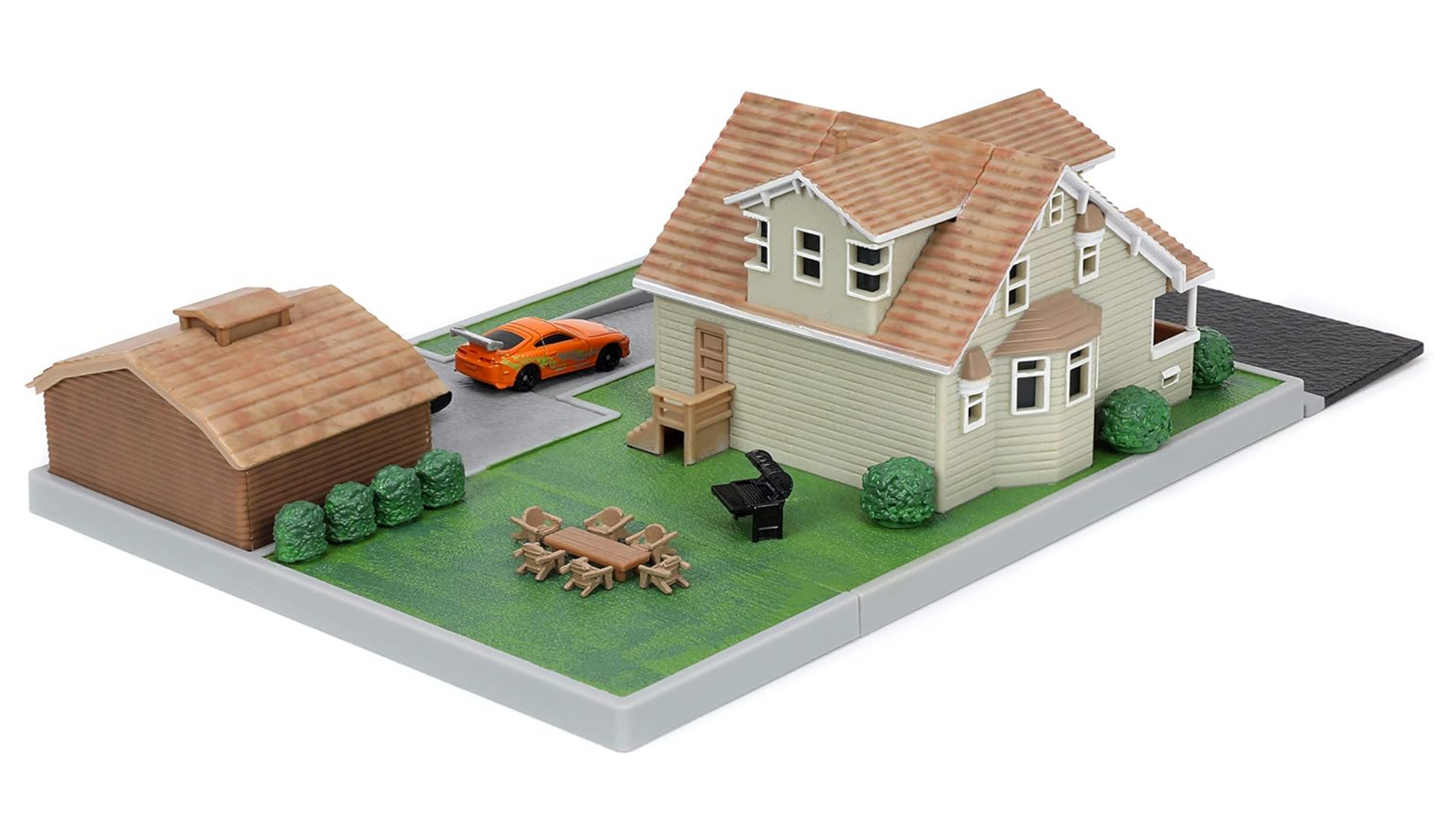 Fast & Furious Nano Hwr Dom's House Diorama