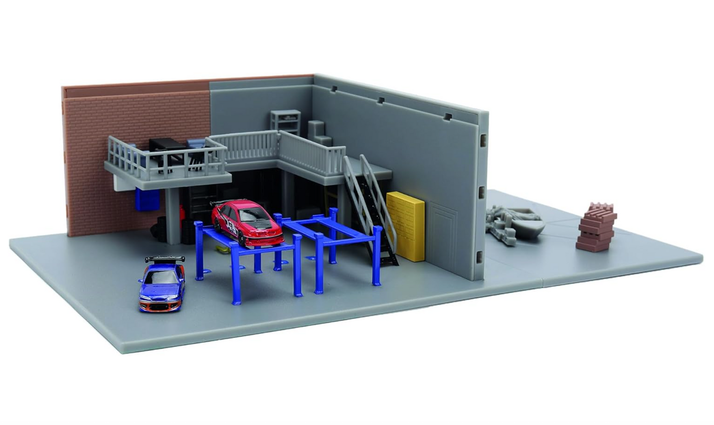 Fast & Furious Nano Scene - Han's Garage (2PC)
