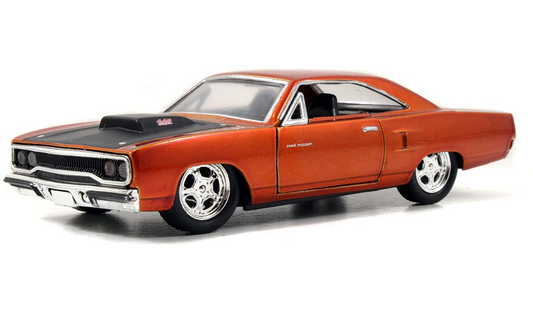 Fast & Furious Dom's 1970 Plymouth Road Runner 01:32