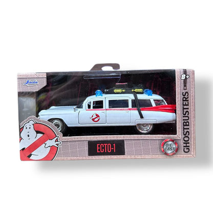 Ecto-1 escala 1:32 Ghostbusthers