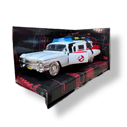 Ecto-1 escala 1:32 Ghostbusthers