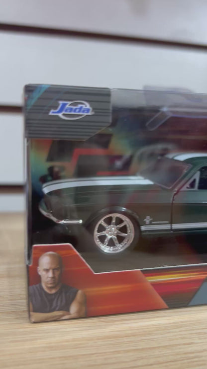 Fast & Furious Sean's Ford 1967 Mustang GRN 01:32